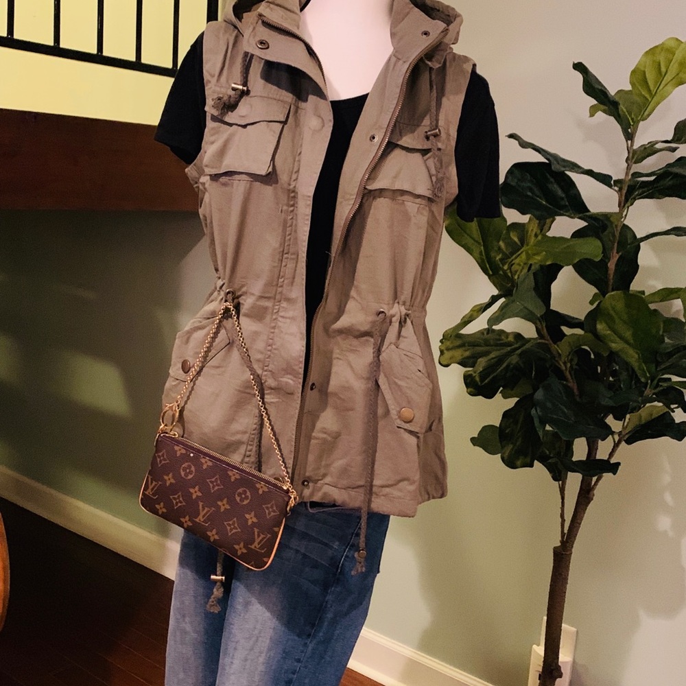 STYLISH Military hooded vest! NWT!